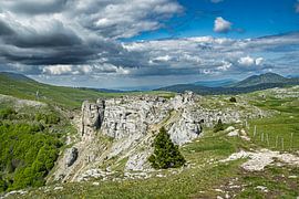 Mountains and plateaus of'Ambel