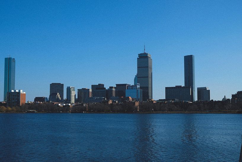 Boston by Hello Pompoyo