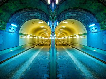 Hamburg: twee buizen van de oude Elbe tunnel # 2 van Norbert Sülzner