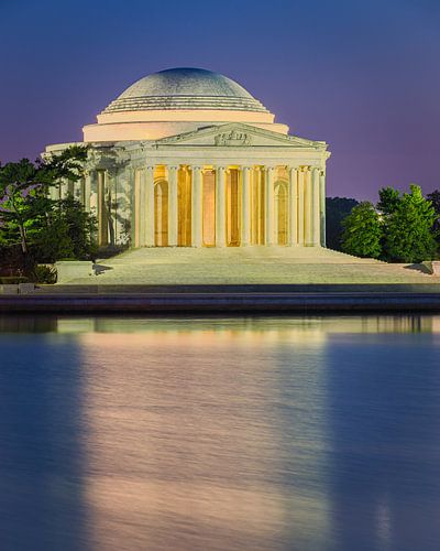 An evening at the Thomas Jefferson Memorial