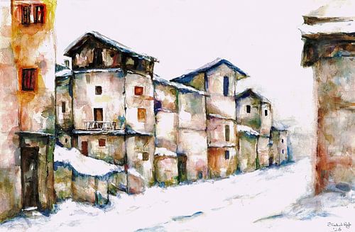 Eine verschneite Winterstraße.