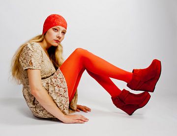the orange girl by tiny  nijssen