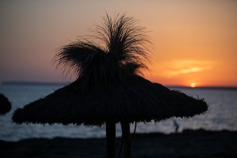 Sunset off Mallorca by t.ART
