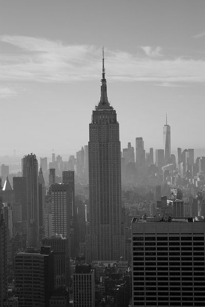 New York Skyline Empire State Building Schwarz-Weiß von Kiki Multem