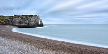 Morning on the beach at Étretat - Beautiful Normandy by Rolf Schnepp