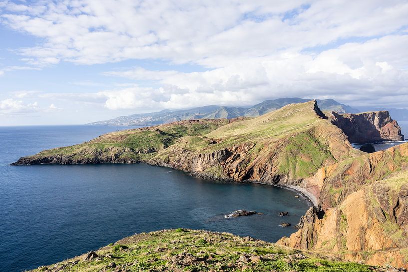 Péninsule de San Lourenco à Madère vue du continent par Eric van Nieuwland