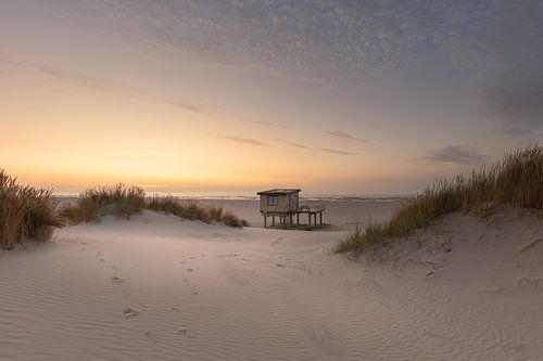 Surf club on Nes beach - Sunset between Ameland's dunes
