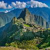 Prachtig panorama van de verborgen stad, Machu Picchu van Rietje Bulthuis