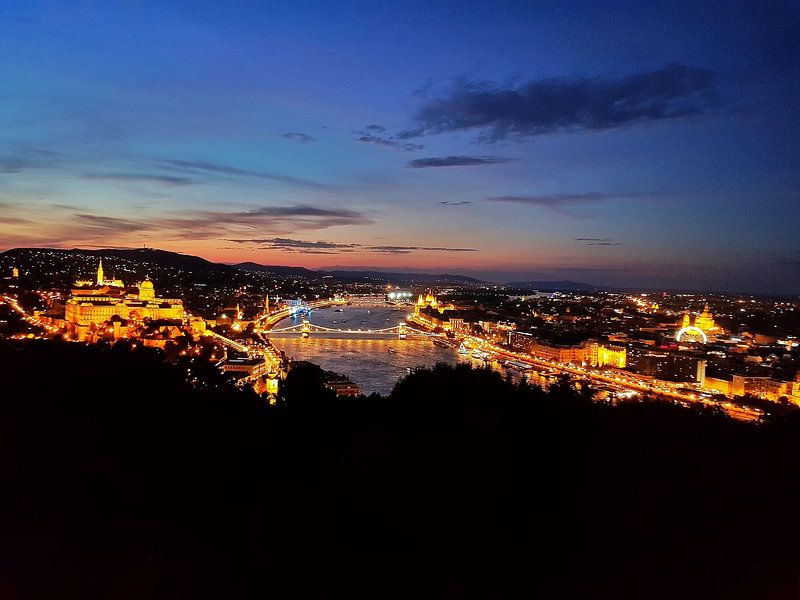 Budapest by Hello Pompoyo