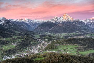 Berchtesgaden en Watzmann in Beieren van Michael Valjak