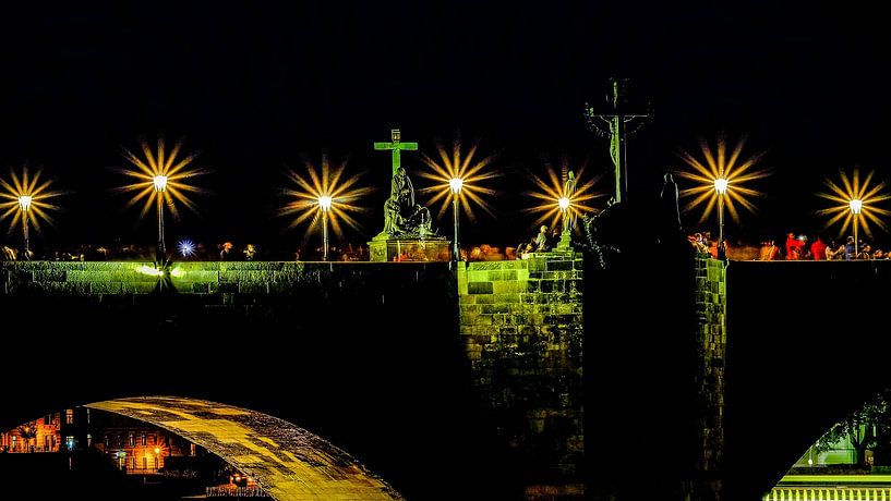 Karlsbrücke bei Nacht, Prag, Tschechische Republik. von Jaap Bosma Fotografie
