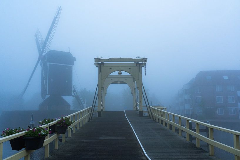 Leyde dans le brouillard par Studio Nieuwland