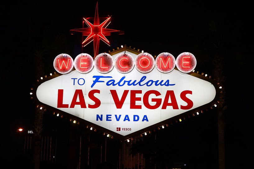 Las Vegas by Hello Pompoyo
