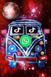 Social media Bulli mixed media