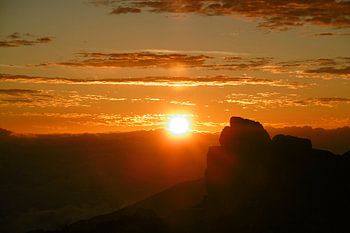 Maui Haleakalā vulcano sunrise