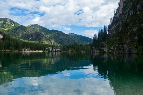 Uitzicht over Lago di Braies
