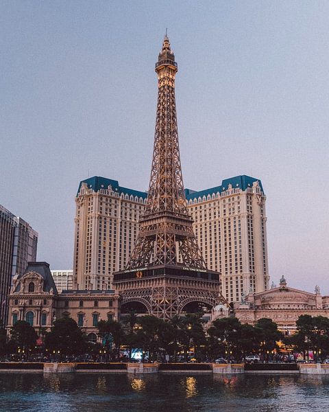 Las Vegas by Hello Pompoyo