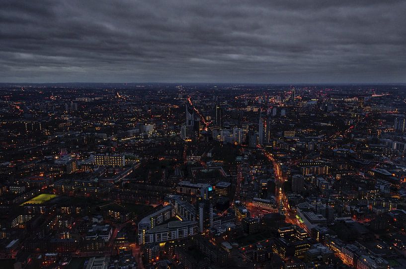 London by Hello Pompoyo