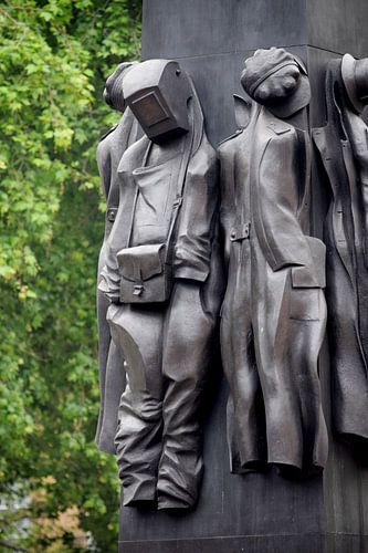 Vrouwen van de Tweede Wereldoorlog monument