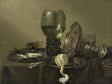 Stilleven met oesters, een citroen, een roemer en een omgevallen tazza, Willem Claesz. Heda