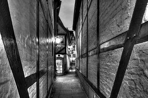 Bremer Schnoorviertel mit Weihnachtsbeleuchtung bei Abendämmerung, Bremen, Deutschland