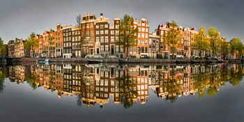 Amsterdam, Canal houses from the 17th century, Singel canal.