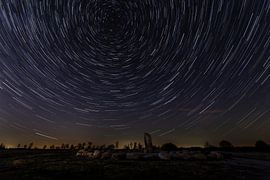 Cercles dans la nuit - traînées d'étoiles sur Karla Leeftink