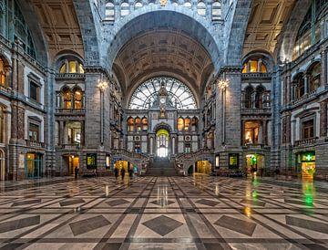 Portal Kathedrale Hauptbahnhof Antwerpen von Rob de Voogd / zzapback