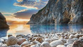Lever de soleil silencieux à la plage