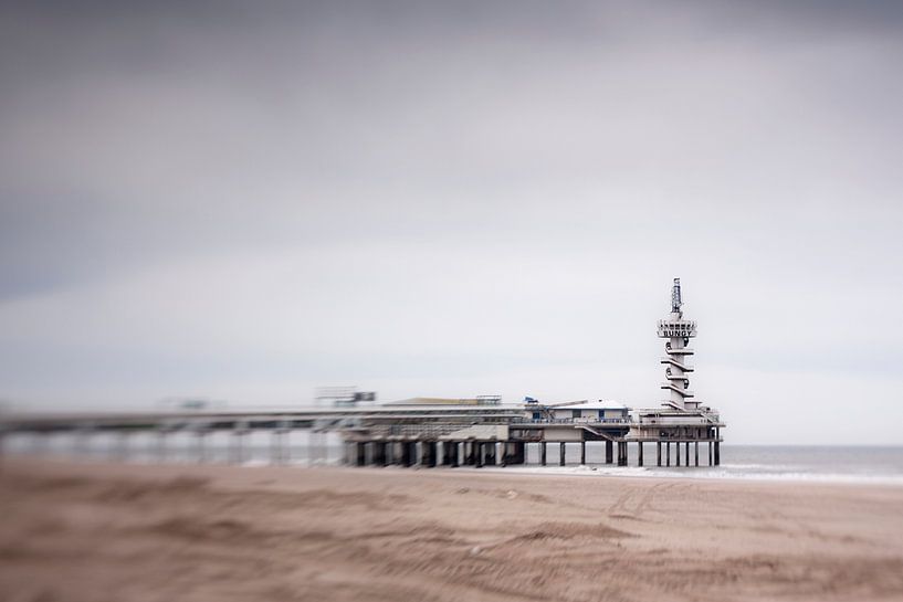 Pier scheveningen von joas wilzing