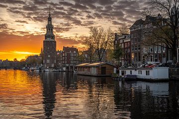 Zonsondergang aan de Oudeschans van Ernesto Schats