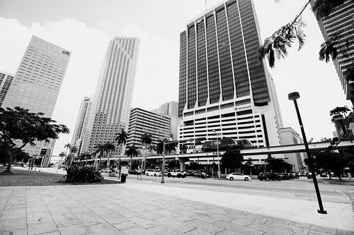 Gebouwen Architectuur in Florida Amerika zwart Wit by Sita Koning