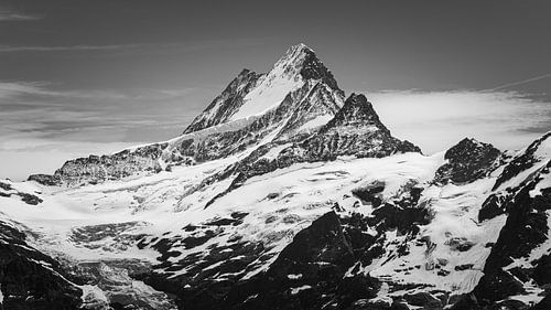 Le Schreckhorn en noir et blanc, Suisse