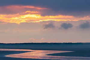 Magischer Sonnenuntergang auf Ameland