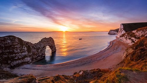 LPH 71319069 Coucher de soleil en hiver près de la côte du Jurassique en Angleterre