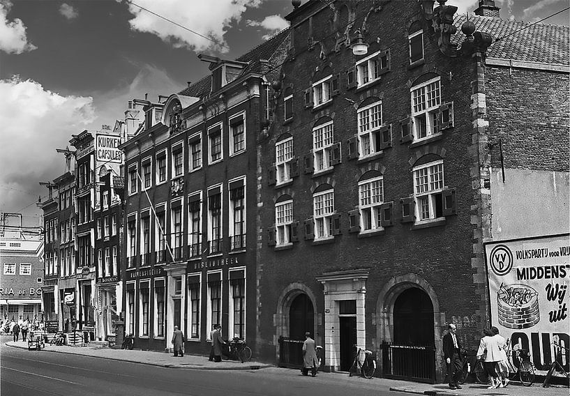 Old Amsterdam by Brian Morgan