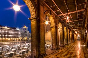 VENICE San Marcoplein op het blauwe uur van Melanie Viola