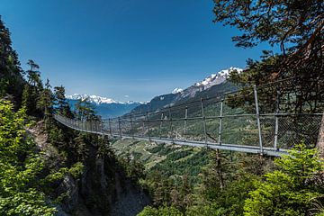 Hangbrug,  Bisse Torrent-Neuf Zwitserland van Ingrid Aanen