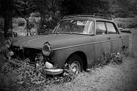 Peugeot 404, black/white