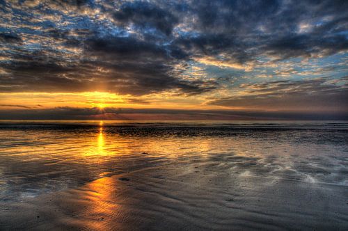 Zonsondergang HDR Kust Zee De Panne