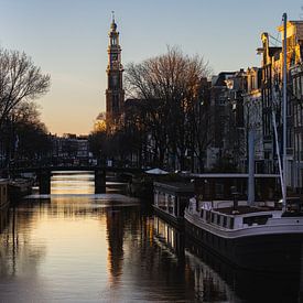 Westertoren sur le Prinsengracht au coucher du soleil sur Floris Heuer