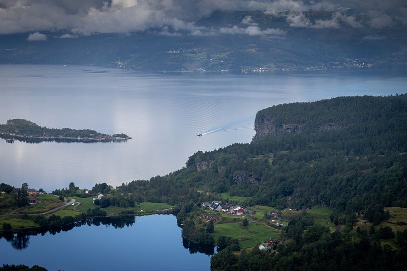 vue d'un village norvegien par Sebastian Stef