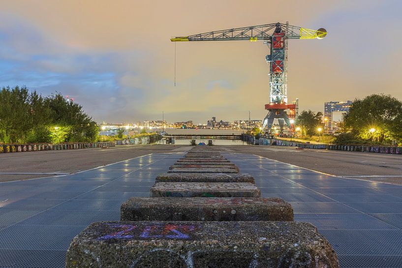 Unique Crane hotel on the NDSM terrain by Karin Riethoven