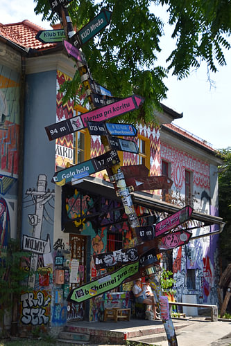 Metelkova 1