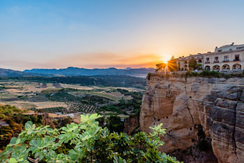 Paysage autour de Ronda dans la lumière dorée