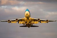 KLM Boeing 747 vliegtuig stijgt op
