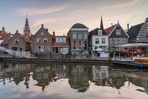 Zonsondergang in de haven van Monnickendam