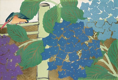 De ijsvogel wil hier, tussen de bloemen, liever niet herkend worden