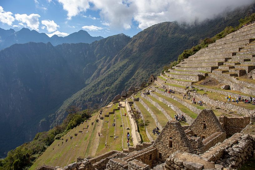 Vue de la vieille ville inca de Machu Picchu. Site du patrimoine mondial de l'UNESCO, Amérique latin par Tjeerd Kruse