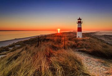 Sunrise at the Lighthouse List Ost on Sylt von Ursula Reins